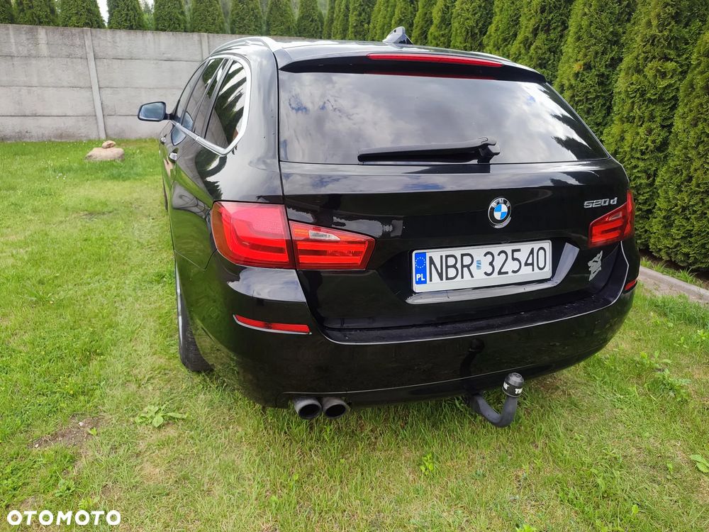 BMW Seria 5 520d Efficient Dynamics - 25