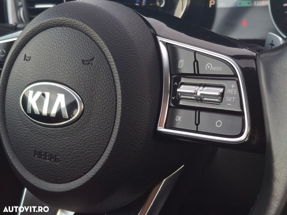 Kia XCeed - 29