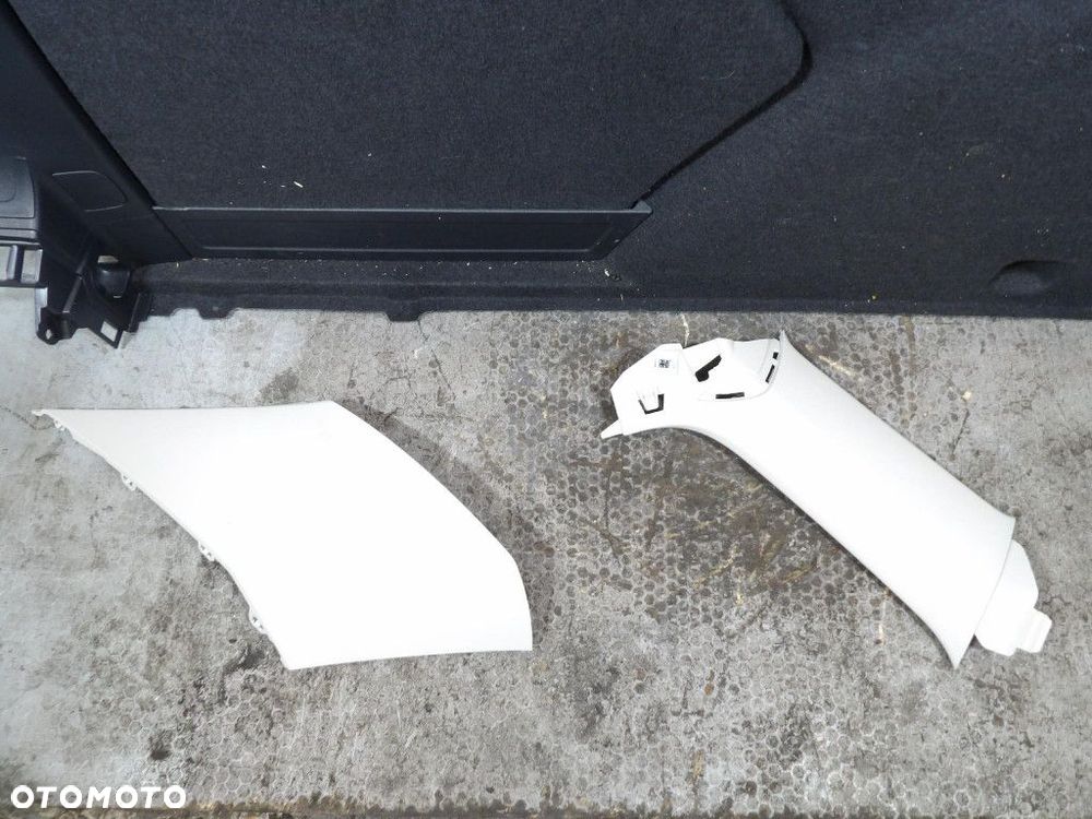 SKODA SUPERB IV 4 KOMBI OBICIE BAGAŻNIKA LEWE 3P0867427 - 2