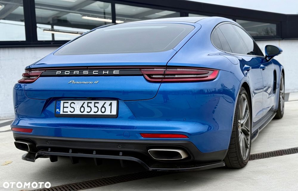 Porsche Panamera 4 Executive - 9