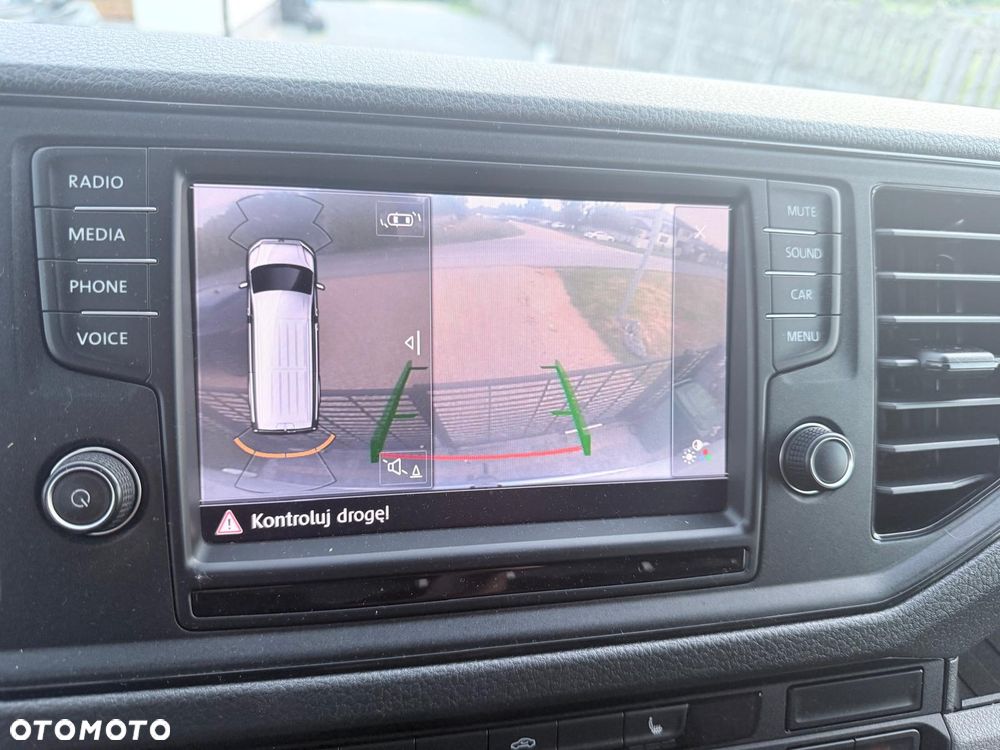 Volkswagen CRAFTER L2H2 - 18