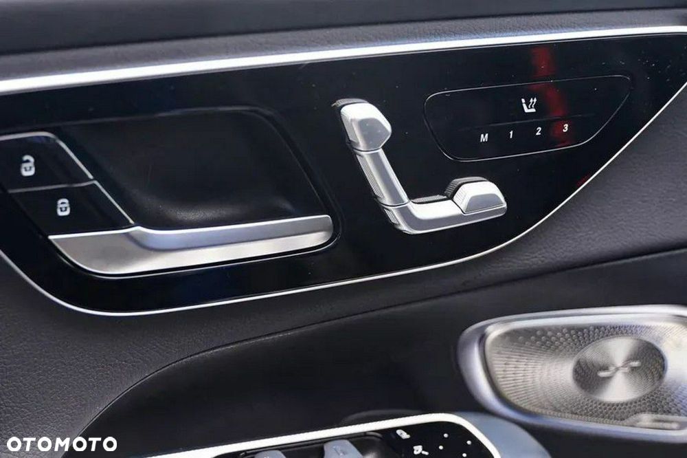 Mercedes-Benz GLC - 9