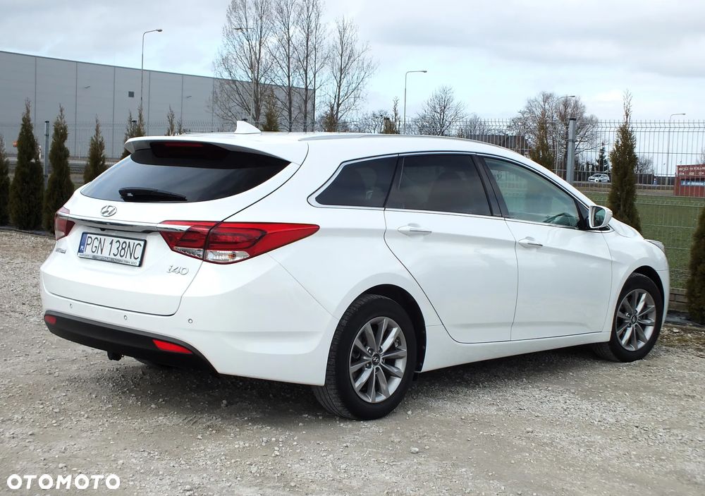 Hyundai i40 i40cw 1.6 Fifa World Cup Edition - 4