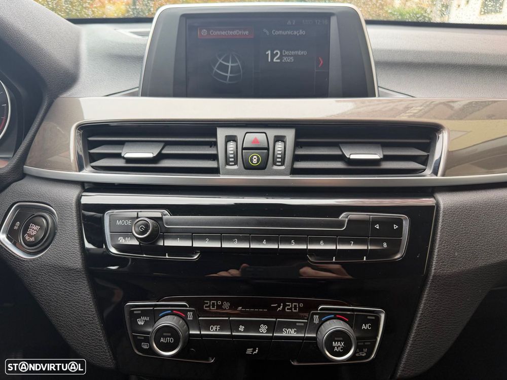 BMW X1 16 d sDrive Line Sport - 12