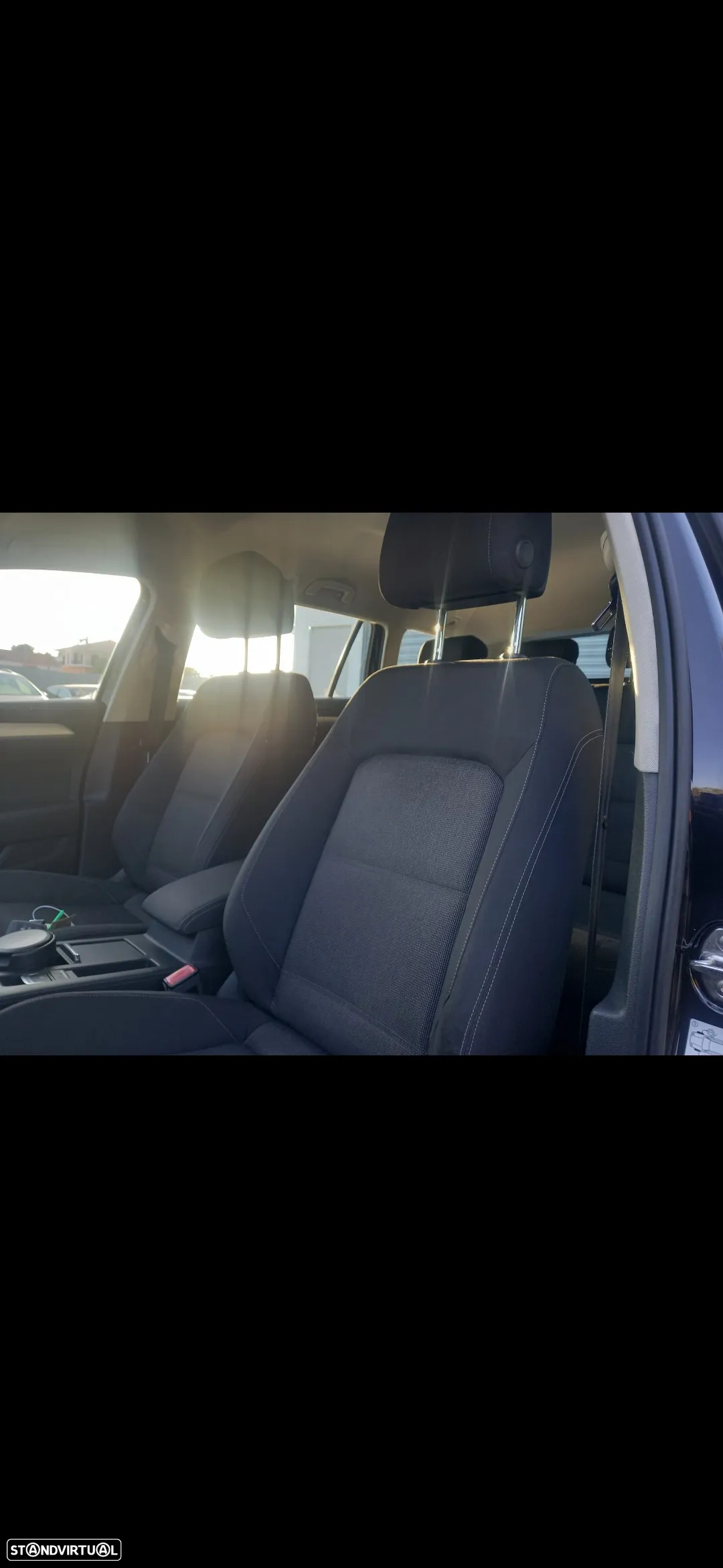 VW Passat Variant 2.0 TDi Trendline - 17