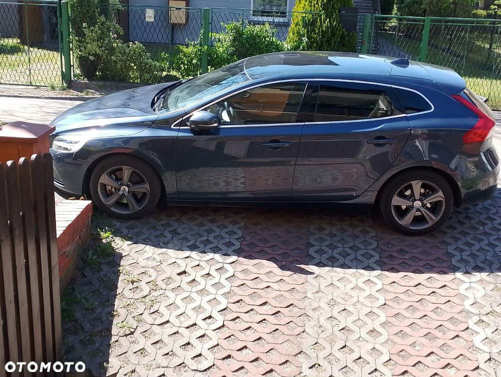 Volvo V40 D3 Drive-E Inscription - 1