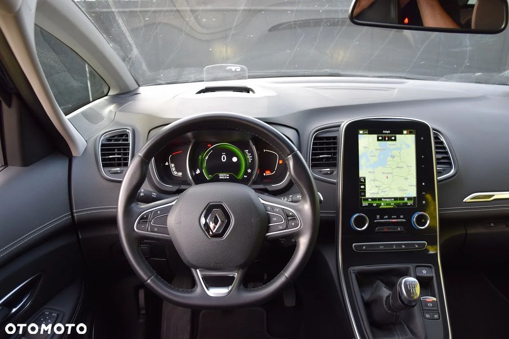 Renault Grand Scenic - 31