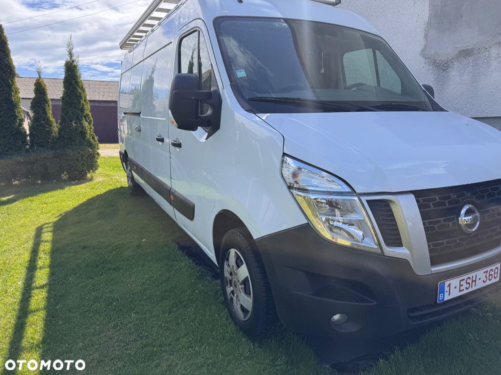 Nissan NV400 - 1