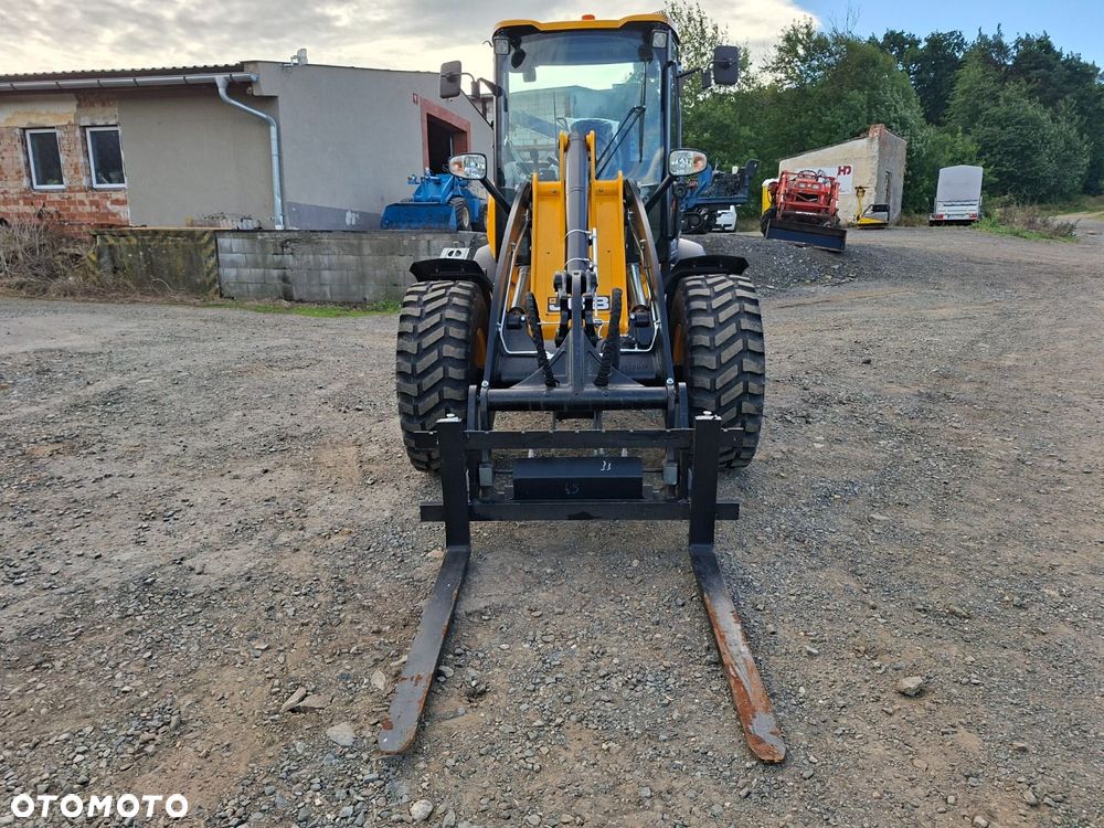JCB 409 Sv - 2