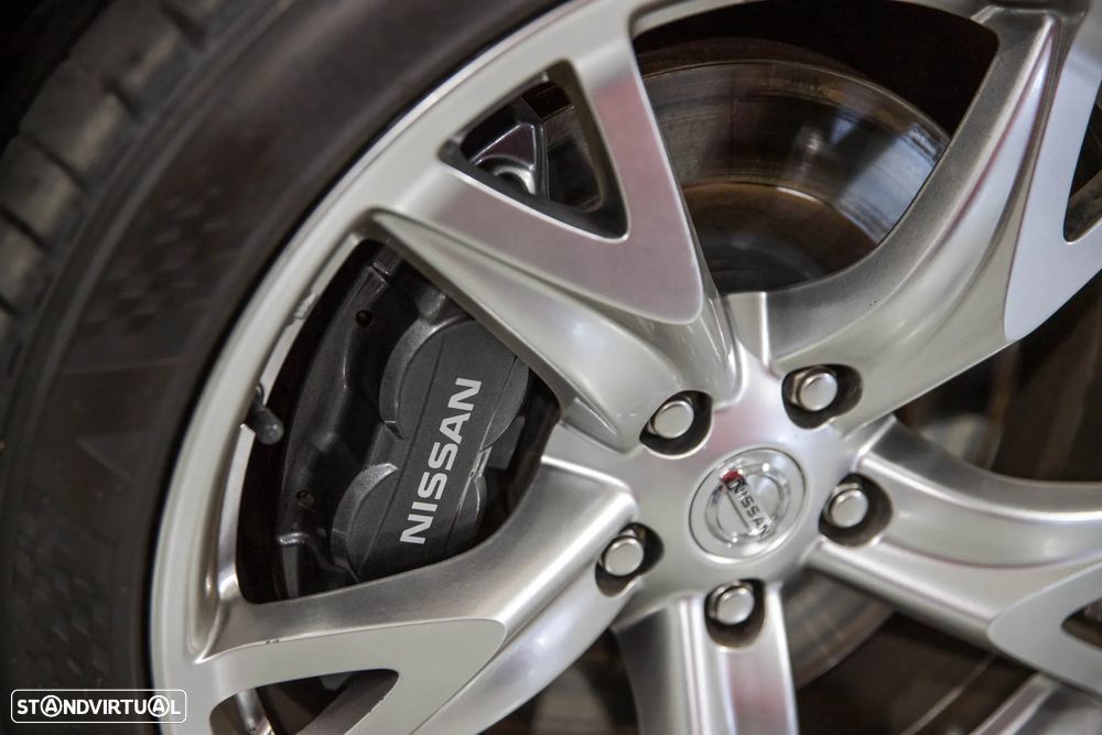 Nissan 370 Z Standard - 12