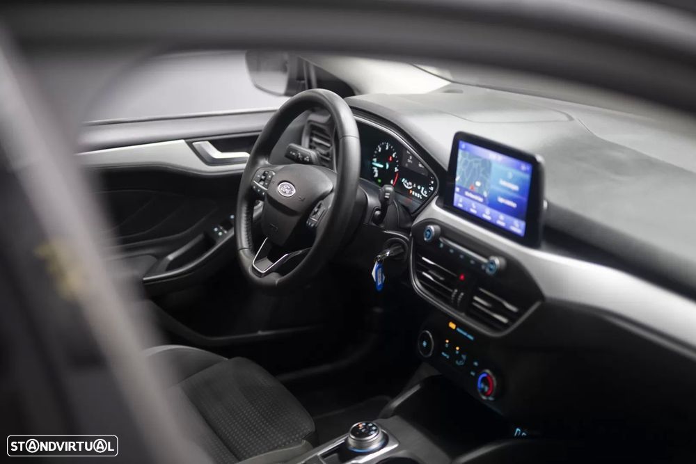 Ford Focus 1.5 TDCi ECOBlue Business Aut. - 23