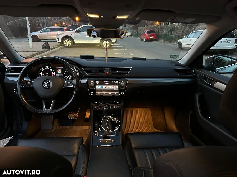 Skoda Superb 2.0 TDI DSG Style - 8