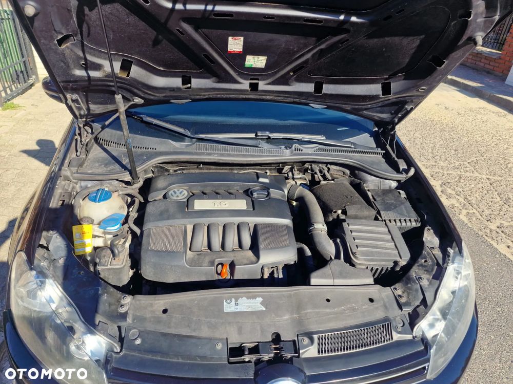 Volkswagen Golf - 14