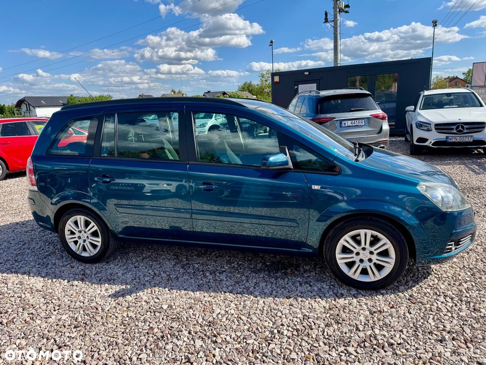 Opel Zafira - 17