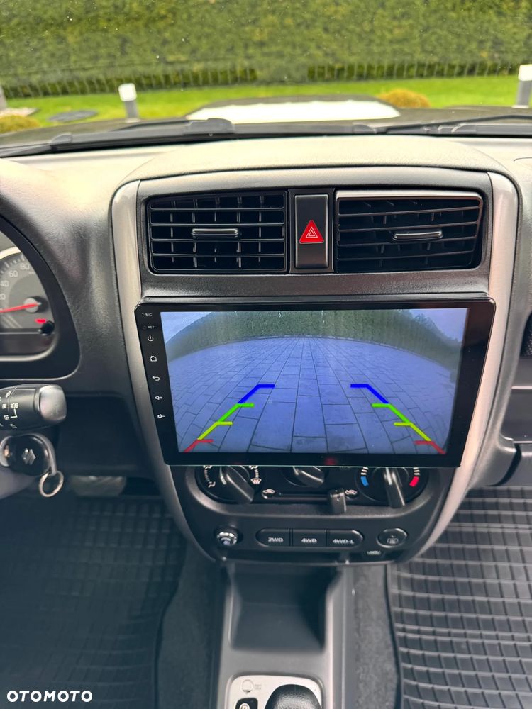 Suzuki Jimny - 12