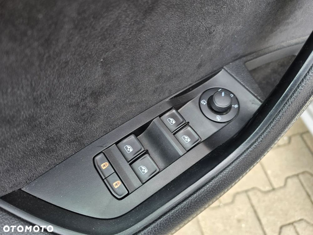 Skoda Superb 2.0 TDI SCR 4x4 Sportline DSG - 12
