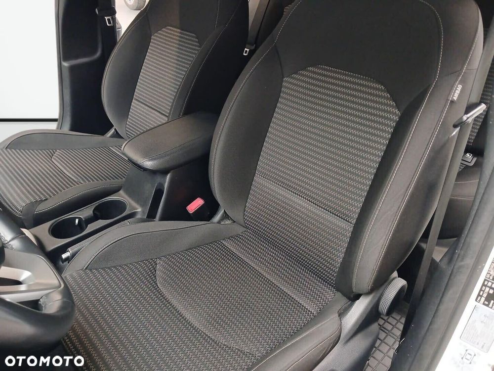 Kia XCeed 1.5 T-GDI M DCT - 13