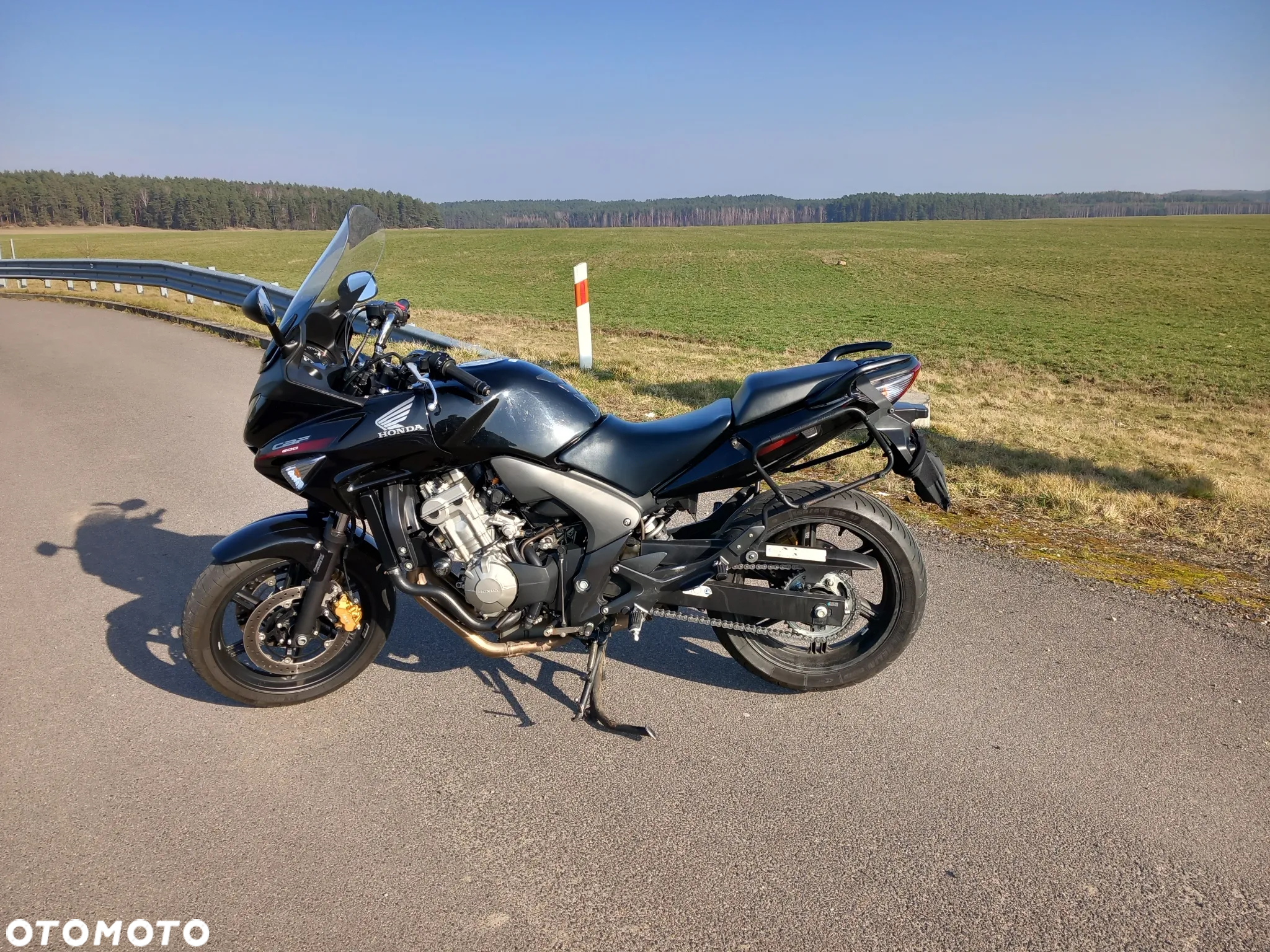 Honda CBF - 10