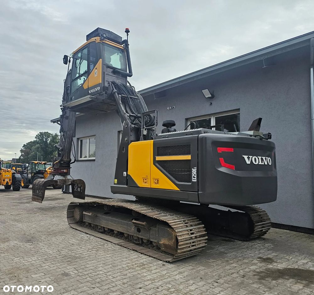 Volvo EC250EL Podnoszona Kabina - 3