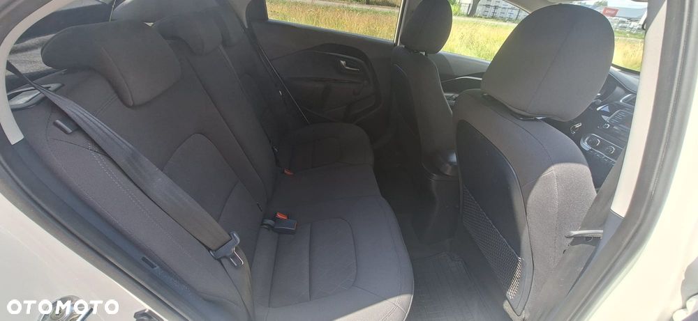 Kia Rio 1.1 CRDI Attract - 20