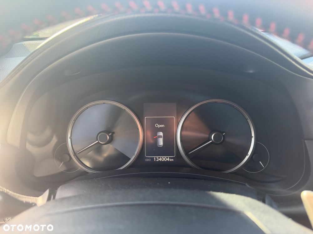 Lexus NX 300h F Sport AWD - 8