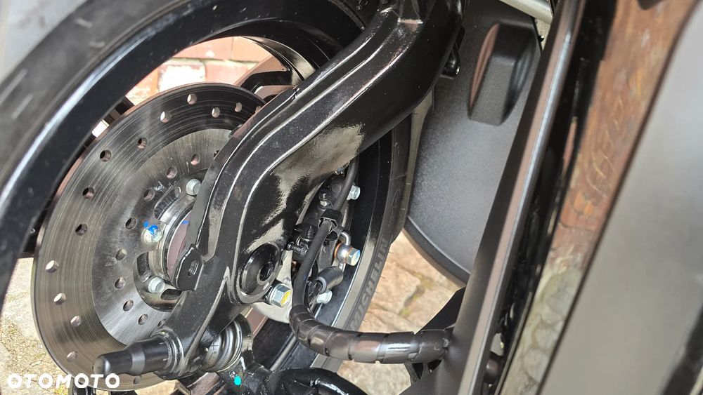 Peugeot Metropolis - 13