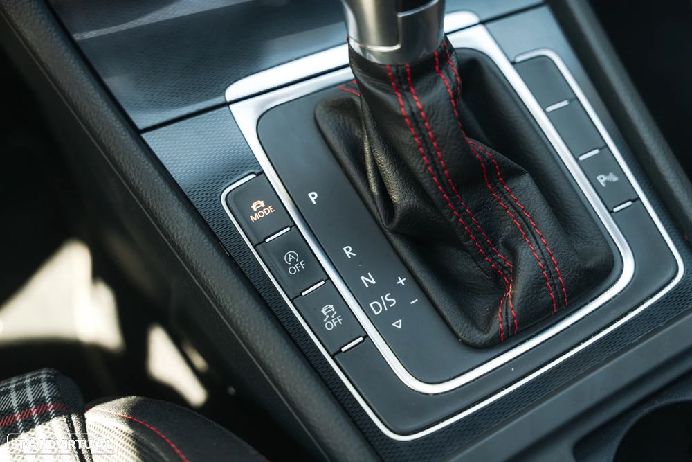 VW Golf 2.0 TSi GTi DSG Performance - 35