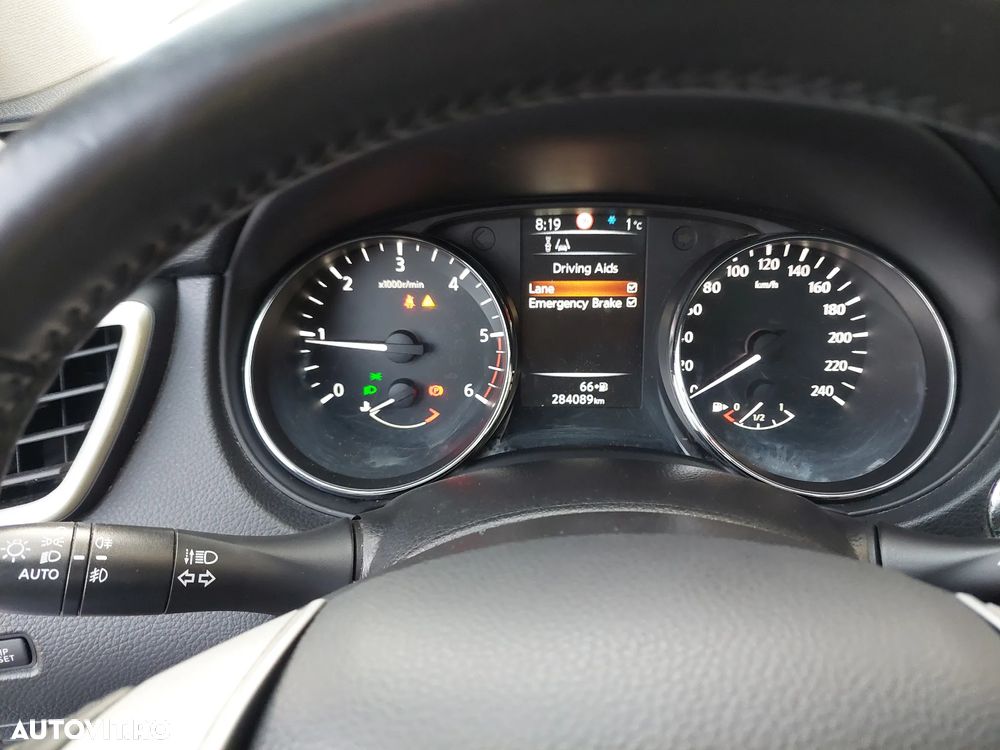 Nissan Qashqai 1.6 DCI Start/Stop Tekna - 12