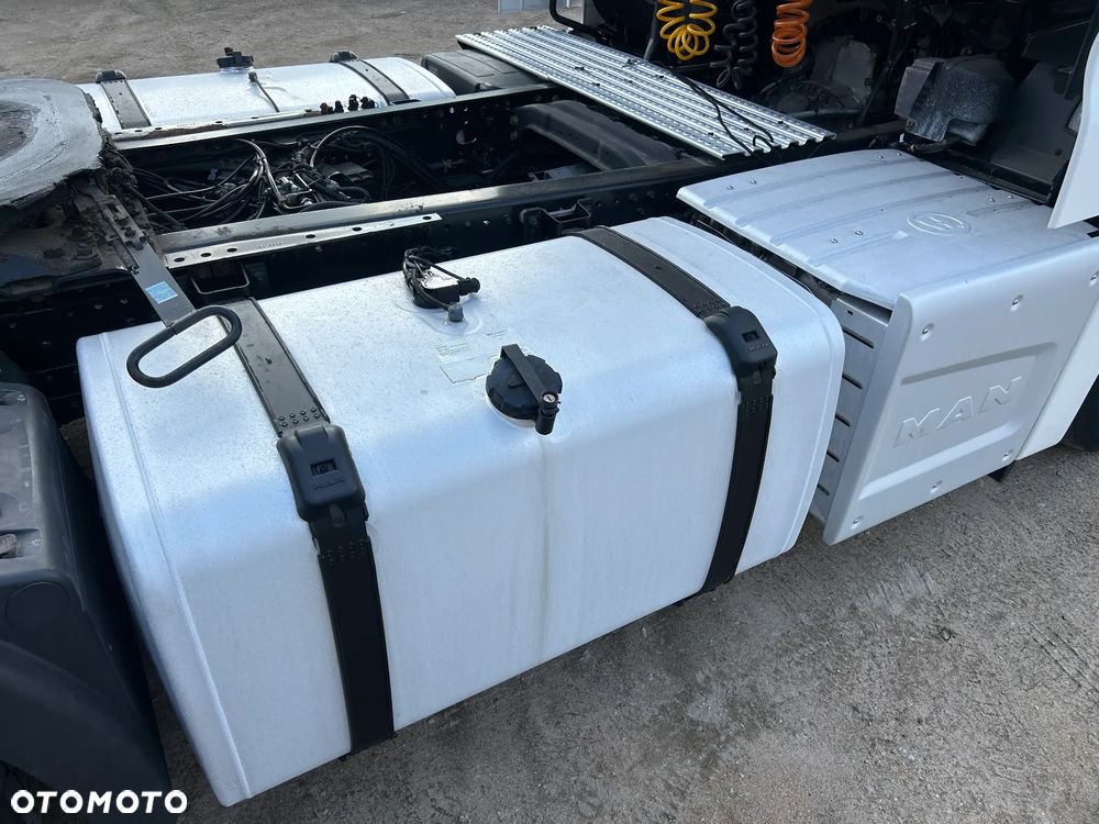 MAN TGX 18.460 KM AUTOMAT / 8 SZTUK / POLSKI SALON / 2 ZBIORNIKI PALIWOWE / LODÓWKA / BARDZO ŁADNY STAN !! - 18