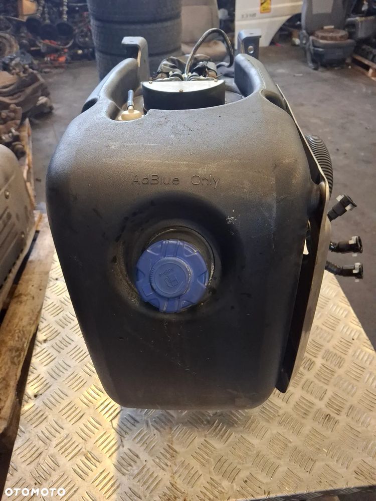 ZBIORNIK ADBLUE  DAF LF 220 EURO 6