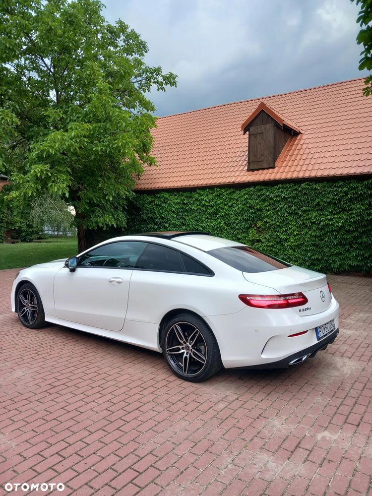 Mercedes-Benz Klasa E 220 d 9G-TRONIC - 1