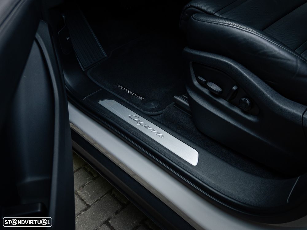 Porsche Cayenne E-Hybrid - 35