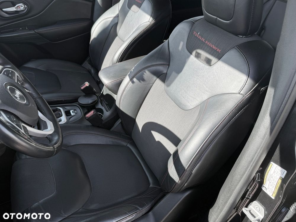 Jeep Cherokee 3.2 V6 Active Drive Lock Trailhawk - 21