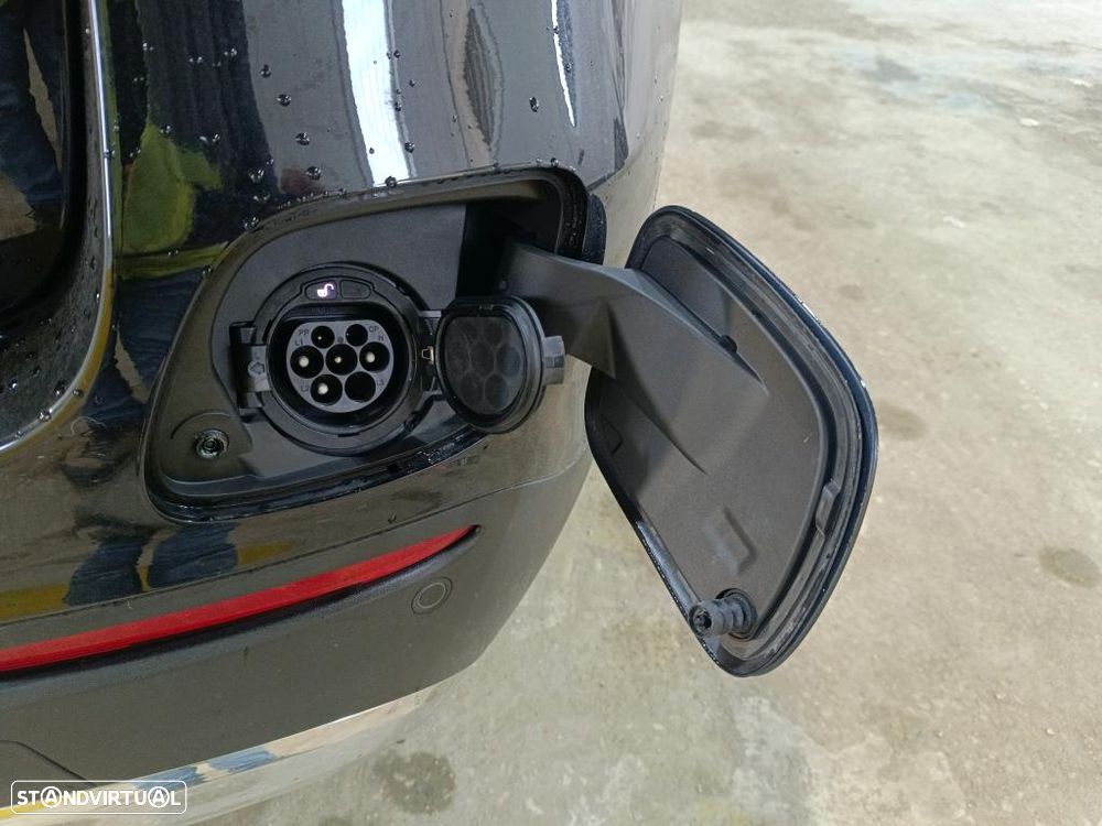 Mercedes-Benz GLC 300 de 4Matic Business Solutions Frota - 10