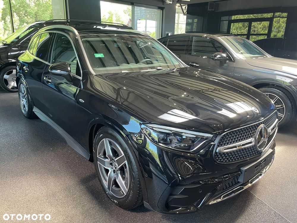 Mercedes-Benz GLC - 1