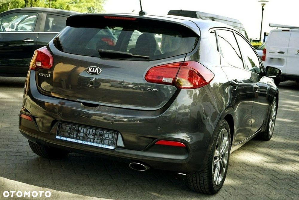 Kia Ceed - 6