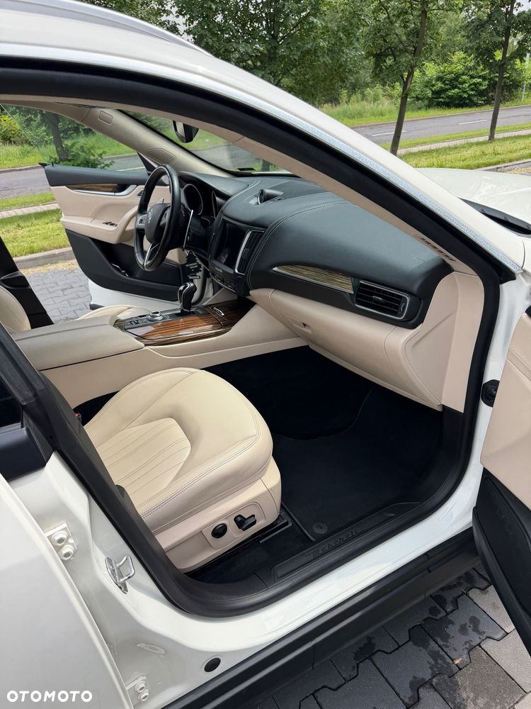 Maserati Levante S Q4 - 14