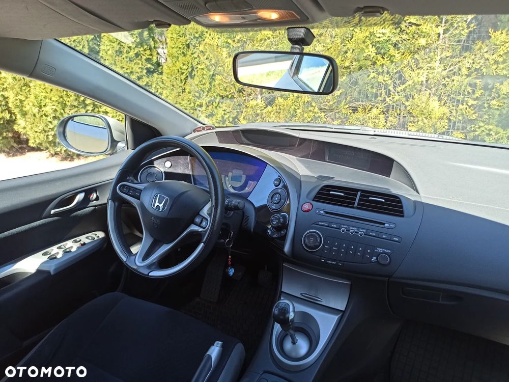 Honda Civic 1.8 Comfort - 18