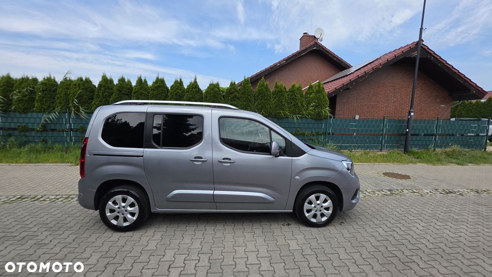 Opel Combo 1.5 D Start/Stop Ultimate - 4