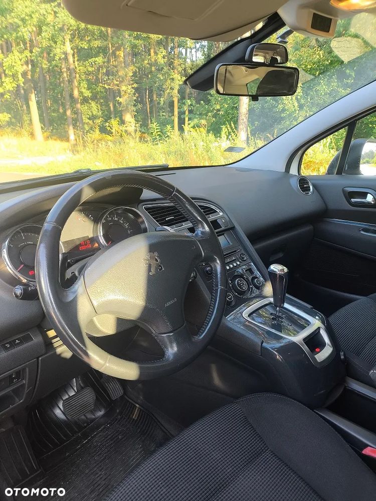 Peugeot 5008 - 6