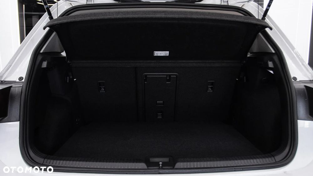 Volkswagen Golf 1.5 TSI EVO Life - 25