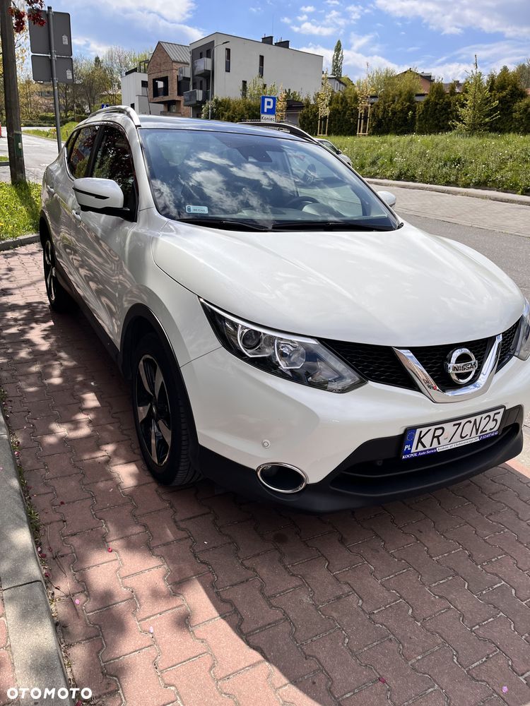 Nissan Qashqai 1.2 DIG-T N-Connecta - 1