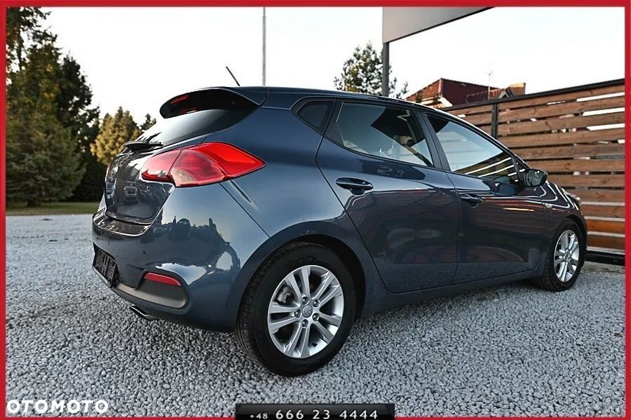 Kia Ceed 1.6 GDI Spirit - 12