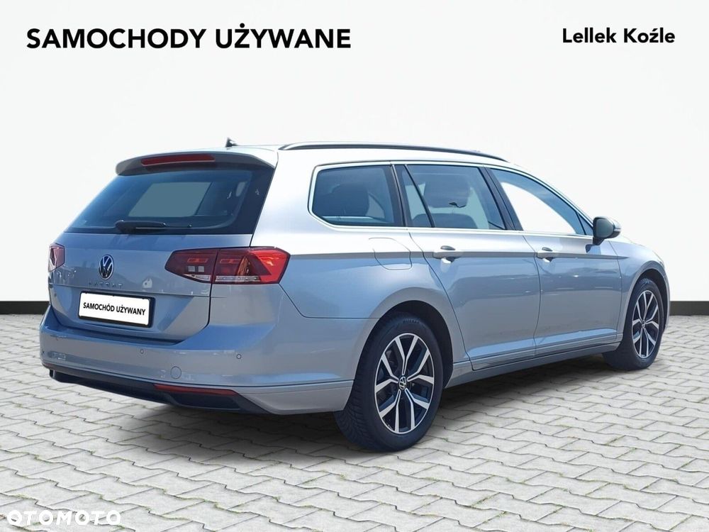 Volkswagen Passat - 5