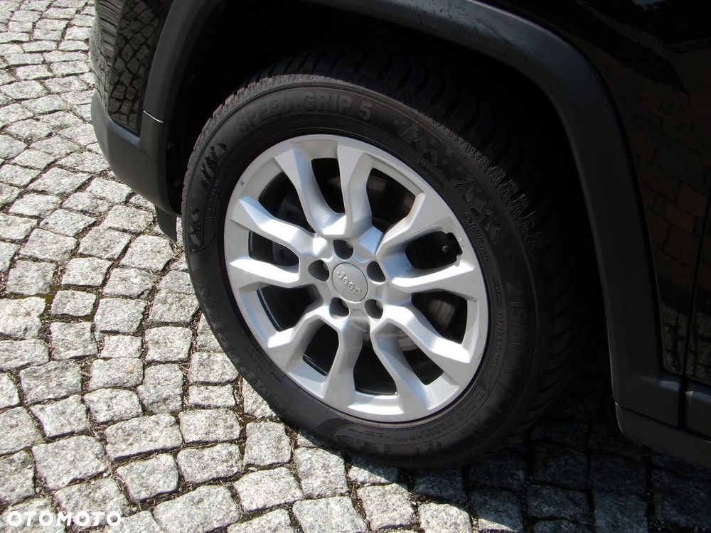 Jeep Compass - 10