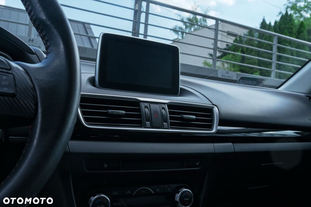 Mazda 3 - 17
