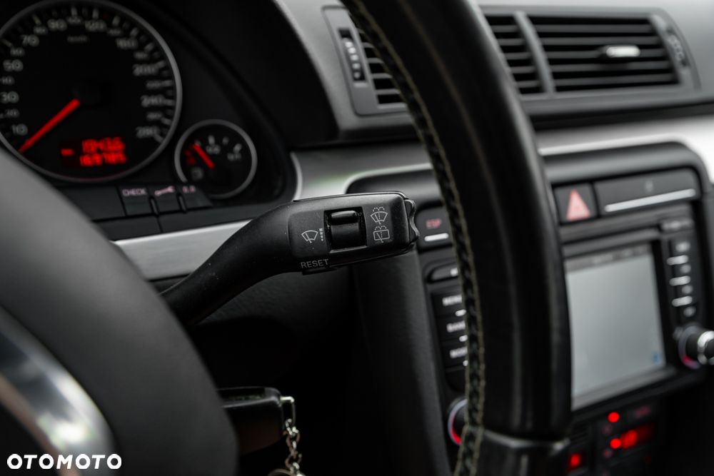 Audi A4 Avant 2.0T FSI Quattro - 29