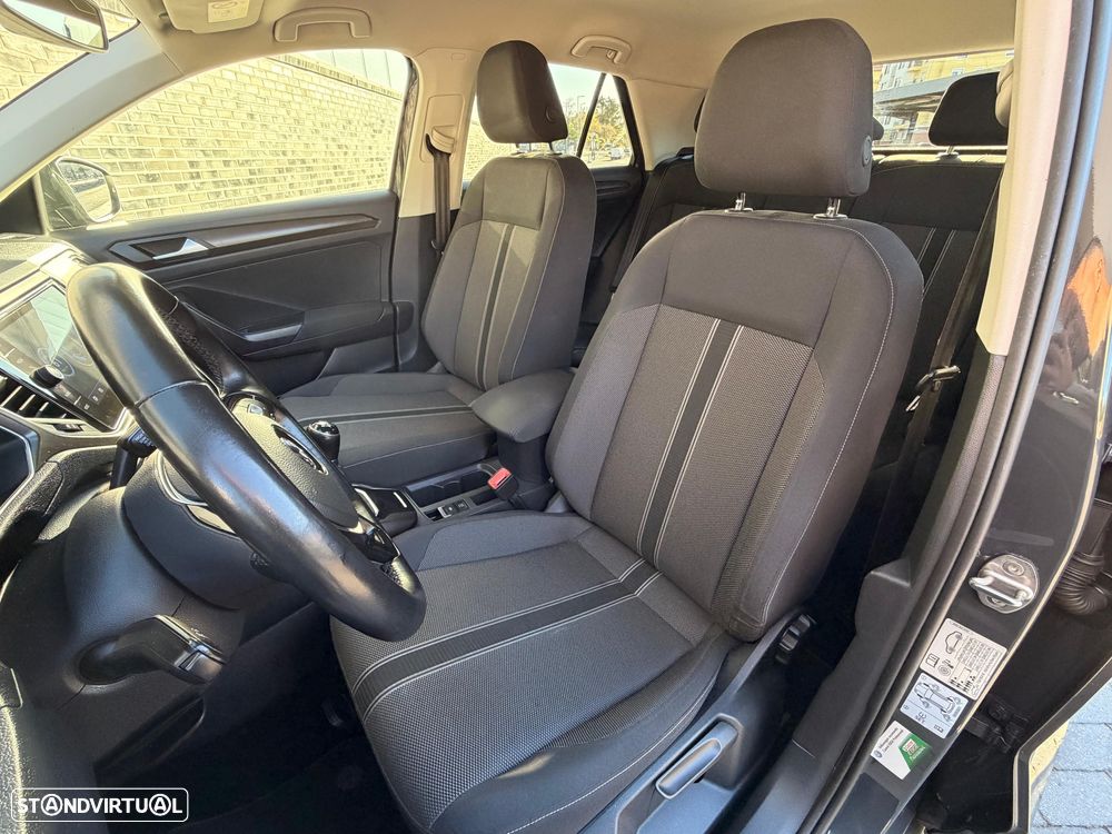 VW T-Roc 1.0 TSI - 12