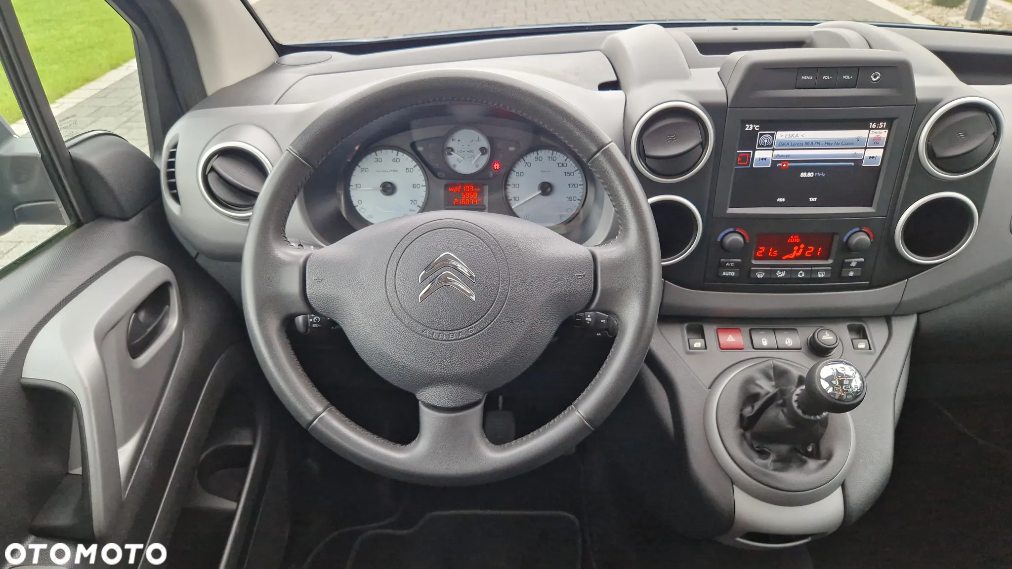 Citroën Berlingo Multispace BlueHDi 100 SELECTION - 18