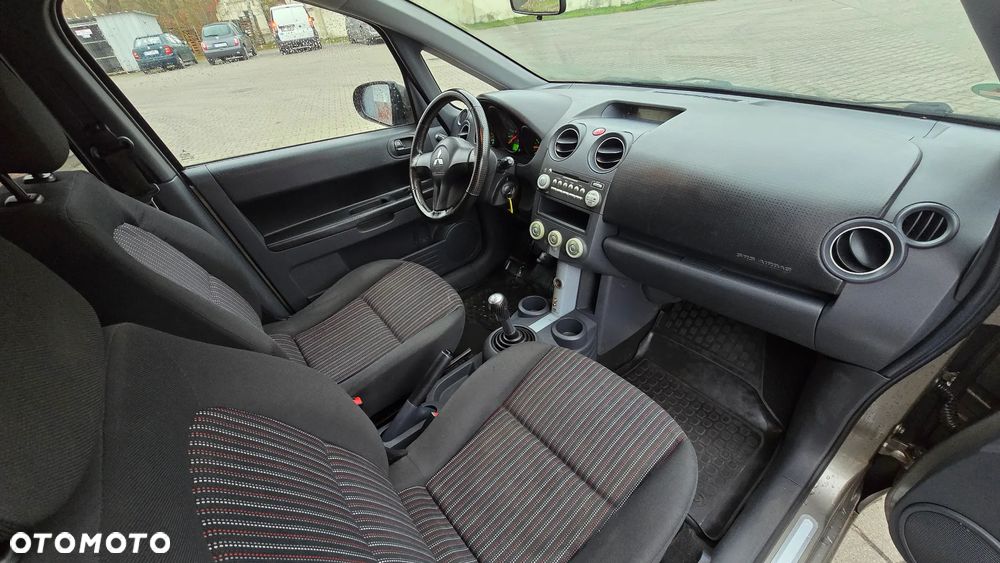 Mitsubishi Colt 1.3 Motion - 12